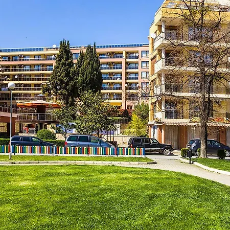 Апартаменты В Отеле Panorama Beach 4* Несебр