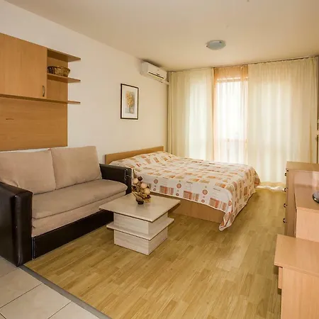 דירה Апартаменты В Отеле Panorama Beach 4* Несебр נסבר