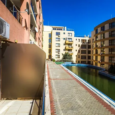 Апартаменты В Отеле Panorama Beach 4* Несебр *